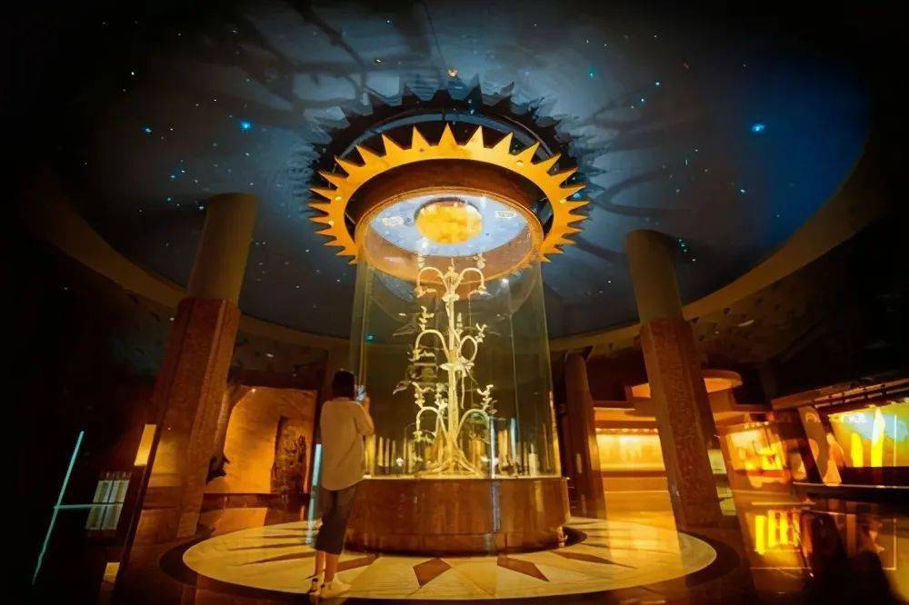 三星堆为何间隔34年后再被发掘?为何人们感叹"越挖越不懂"?