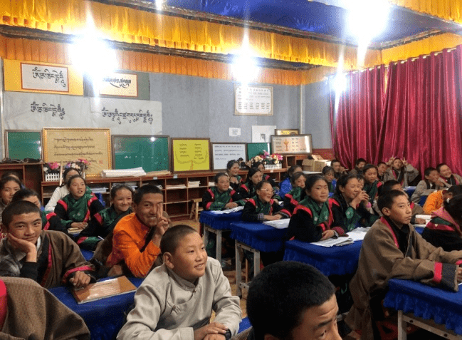 【精神文明建设】治多县民族中学少年宫举办新学期开课仪式