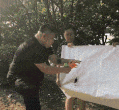 搞笑gif:妹子一袭白衣伸美腿,仙气飘飘真的好美!