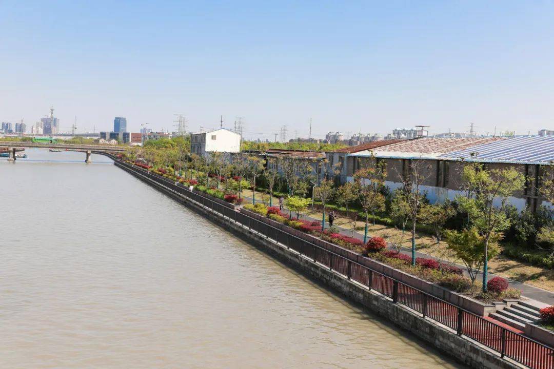 探索春光正好到松江淀浦河畔来一次滨河骑行吧