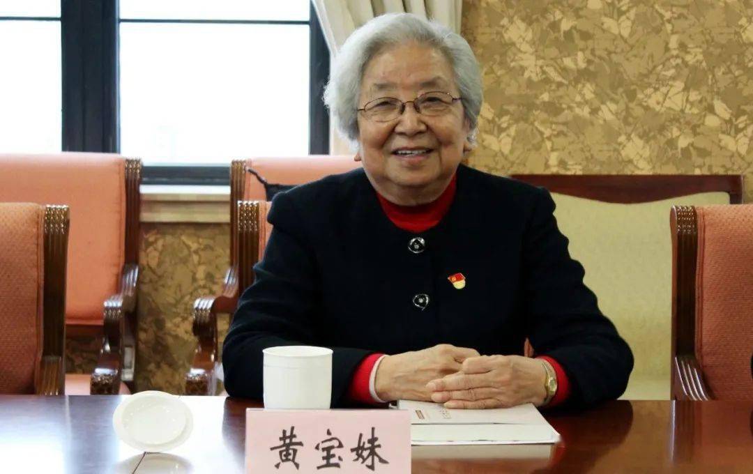 黄宝妹:难以忘记在"华纺"学习的日子