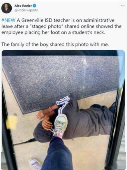 美国一老师脚踩10岁黑人男孩脖子拍照当天正值弗洛伊德案审判