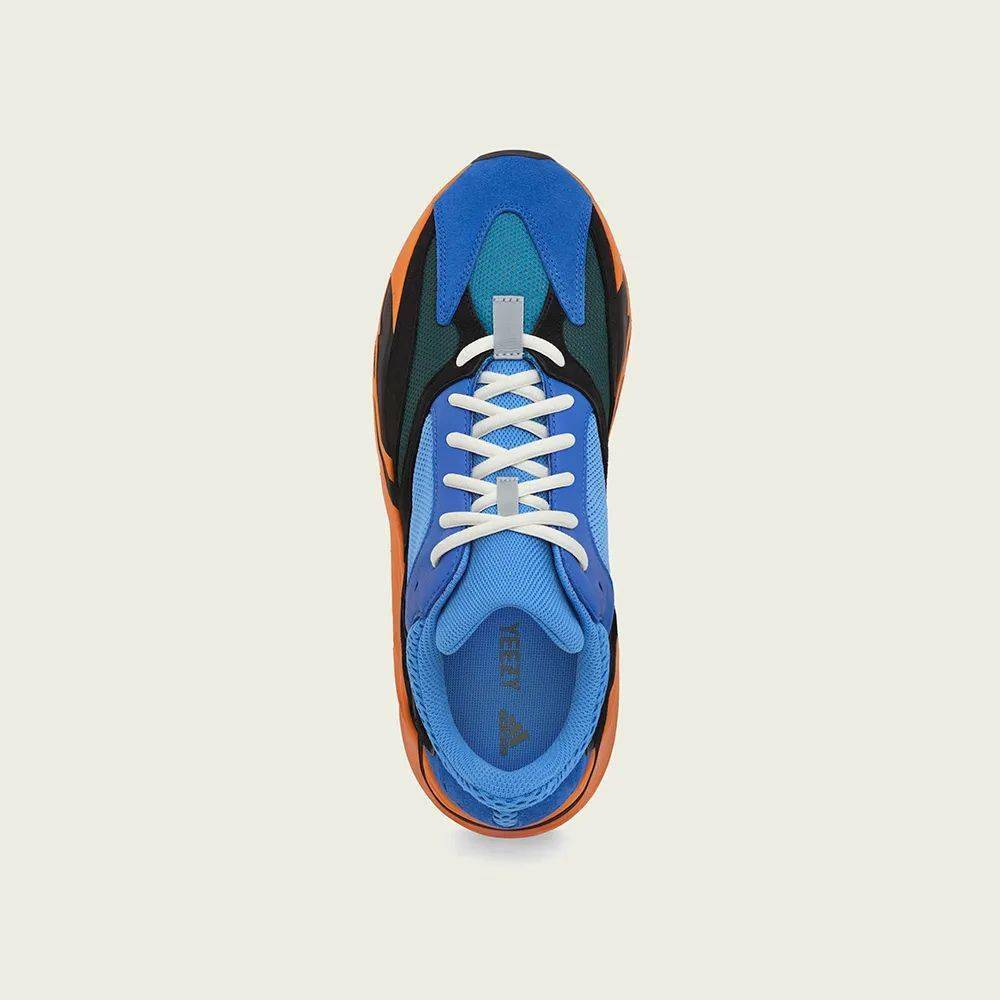 传递彩色信仰丨adidasyeezy700brightblue新色到店