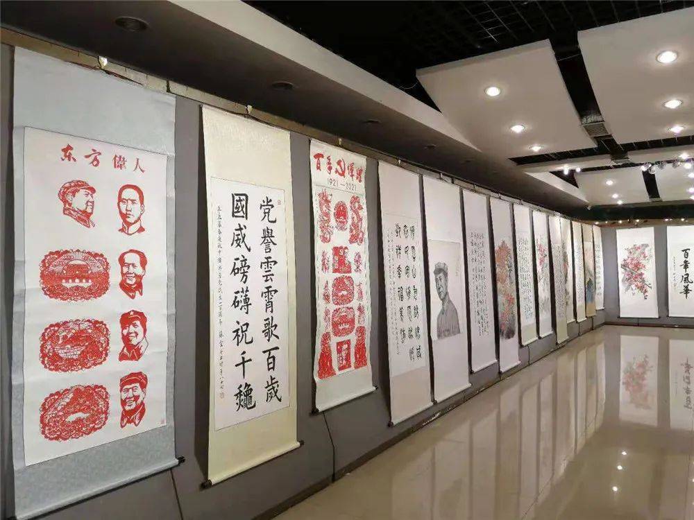 梅花村街举办党史学习教育优秀诗书画作品展