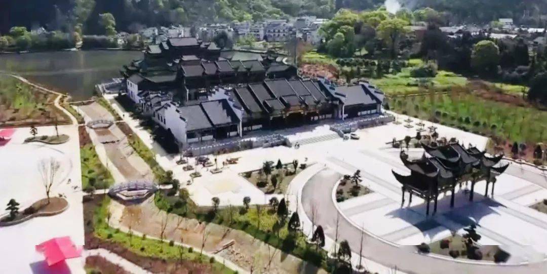 传统手工民俗技艺展,亚洲最大的水上古戏台.乐平的
