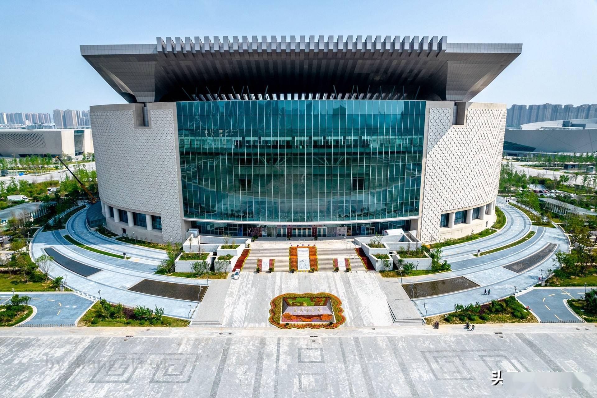 中国单体面积最大的博物馆:郑州博物馆新馆,djiair2s无人机航拍