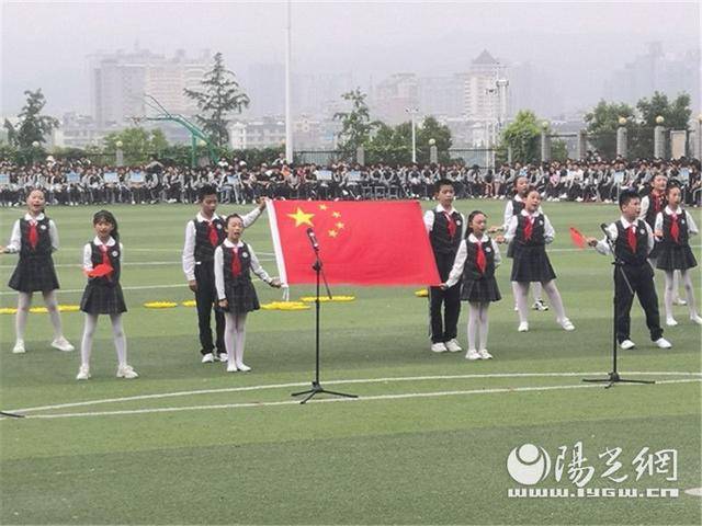汉滨区江北高级中学举办科技文艺节共庆党的百年华诞