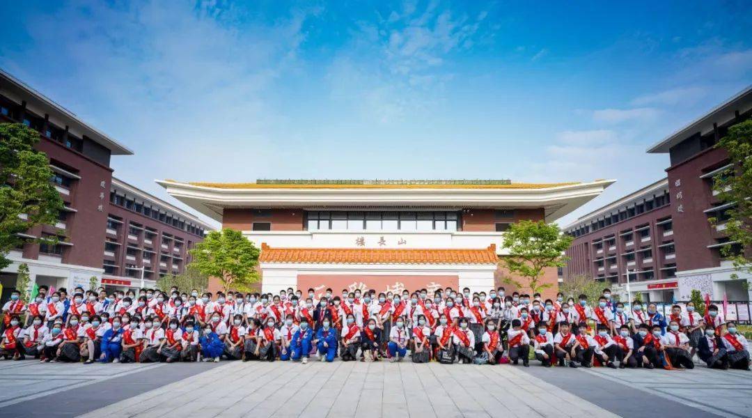 广州市花都区秀全中学 2021年5月11日 五,培养机制