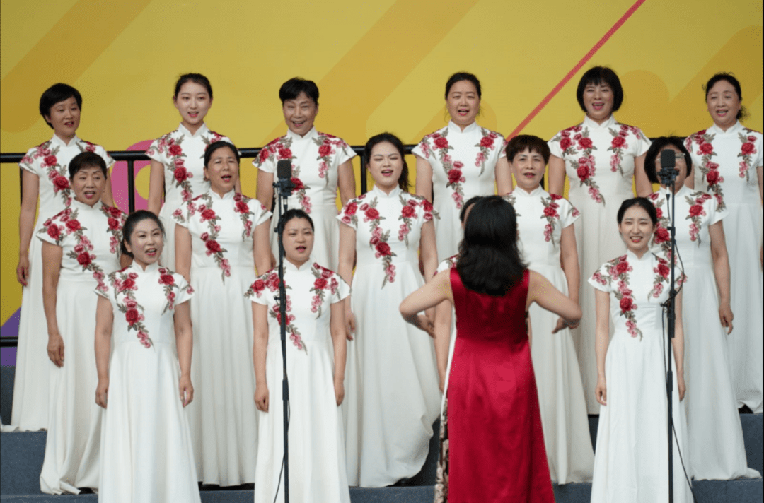 上海律师唱团表演曲目《您花开的样子《报喜》上海心悦女声合唱团