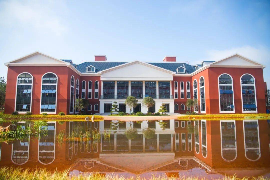 云南经贸外事职业学院