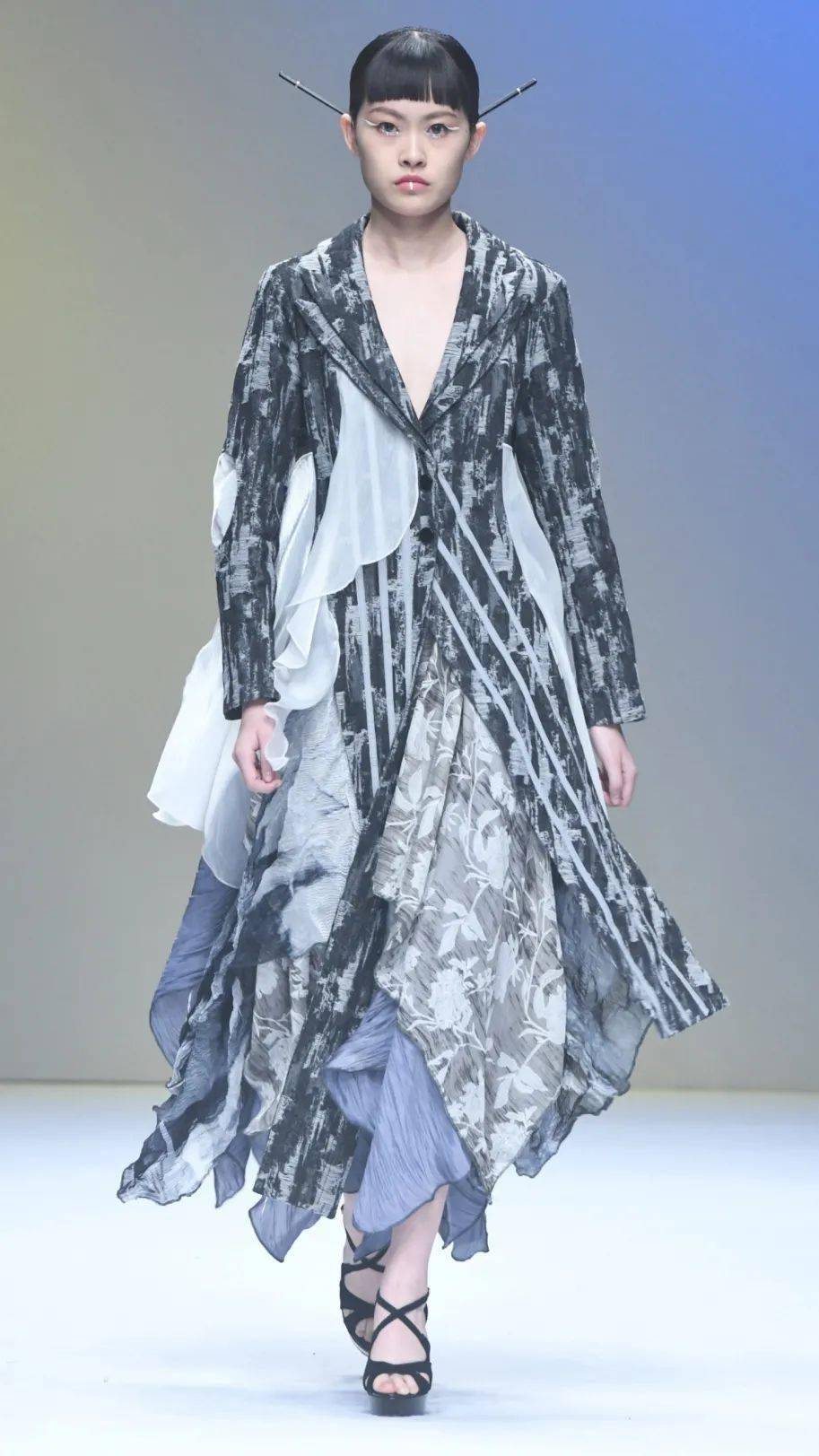 2021cgfw安徽工程大学纺织服装学院无所归罪续写新文