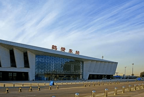 正规城际网约车,全新七座上汽大. 名称:濮阳往返鹤壁高铁站拼车 介绍