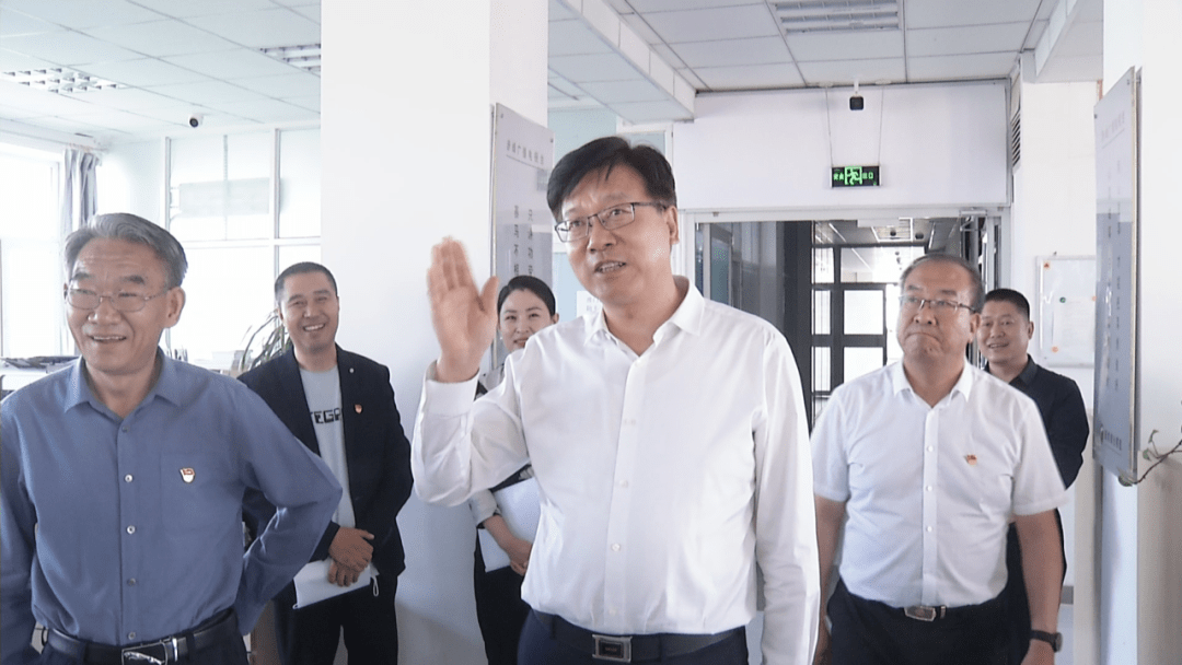 于伟东到市直新闻单位调研