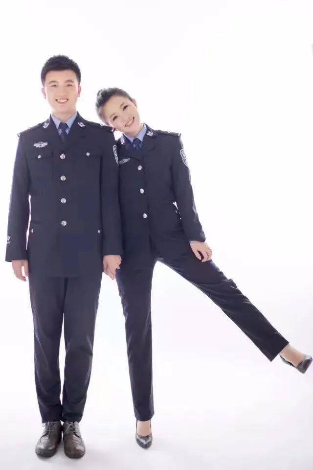 从警服到婚纱