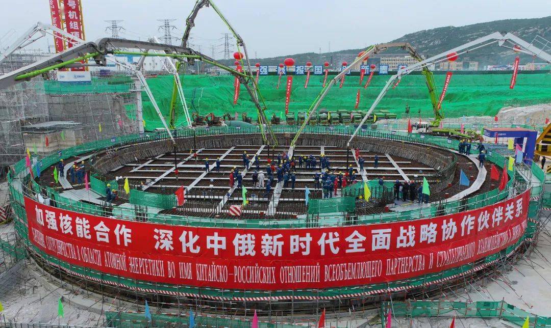 5月19日,位于江苏省连云港市的田湾核电站7号机组浇筑混凝土现场.