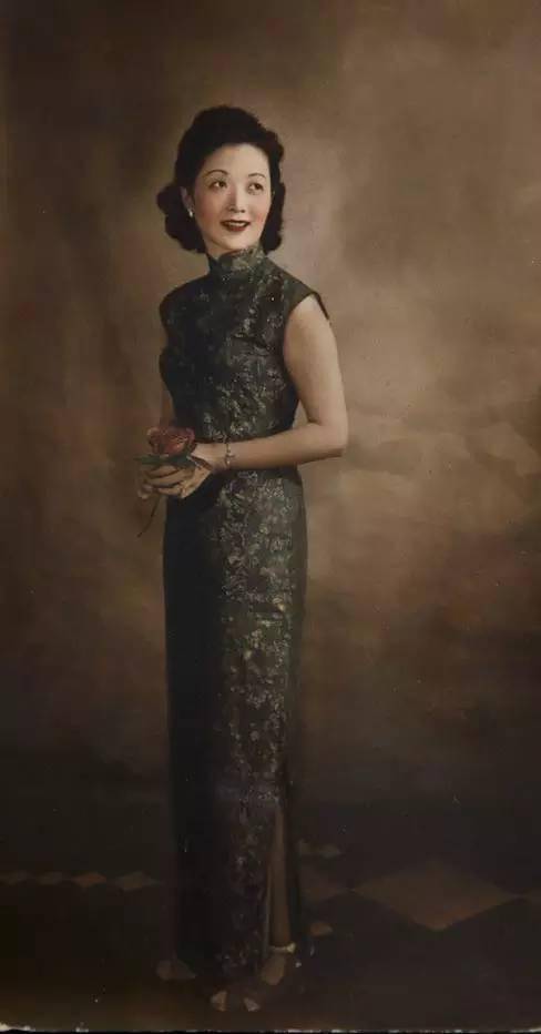 唐瑛 陆小曼 旗袍的历史是近代中国的百年风情史,丝线缝起了过往旧