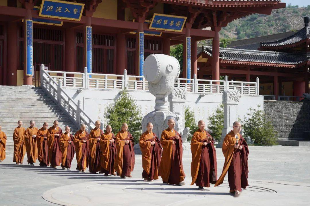 兜率寺僧团举行辛丑年结夏安居