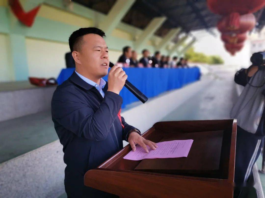 忻州二中举行2021届毕业典礼活动