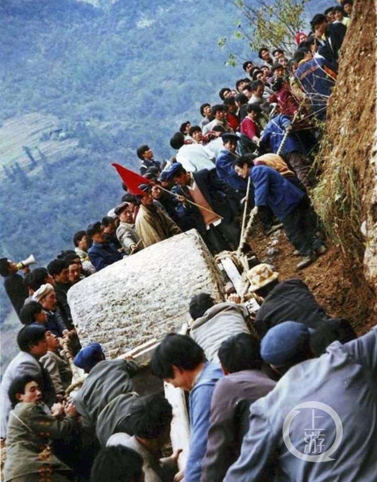 万名党员重读入党申请书④丨匡后明:闯出大山 我们"滚石上山"