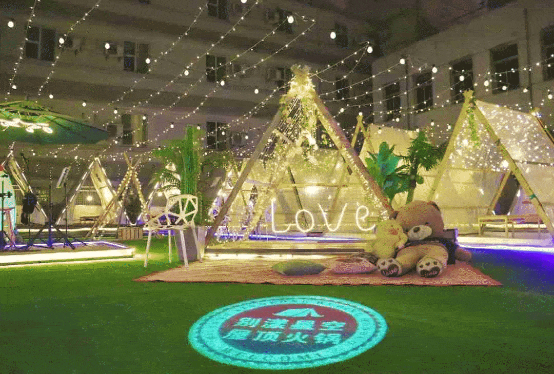 4折打卡武汉高分法餐厅 198元享631元小龙虾豪华宴 29.