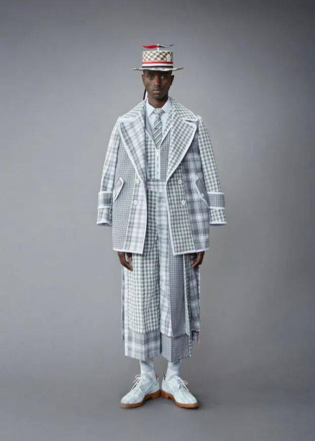thom browne 2022 男装度假系列,模糊男女界线的正装