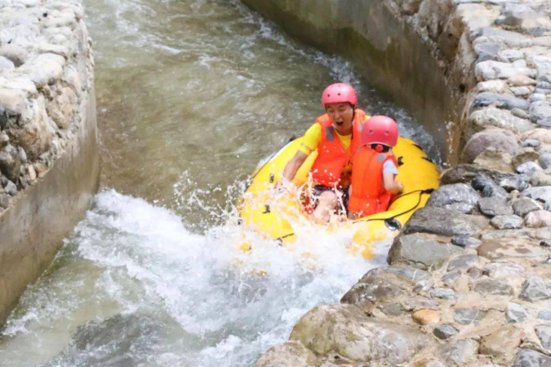 【去哪】四川避暑,达州巴山大峡谷是个玩耍的好地方