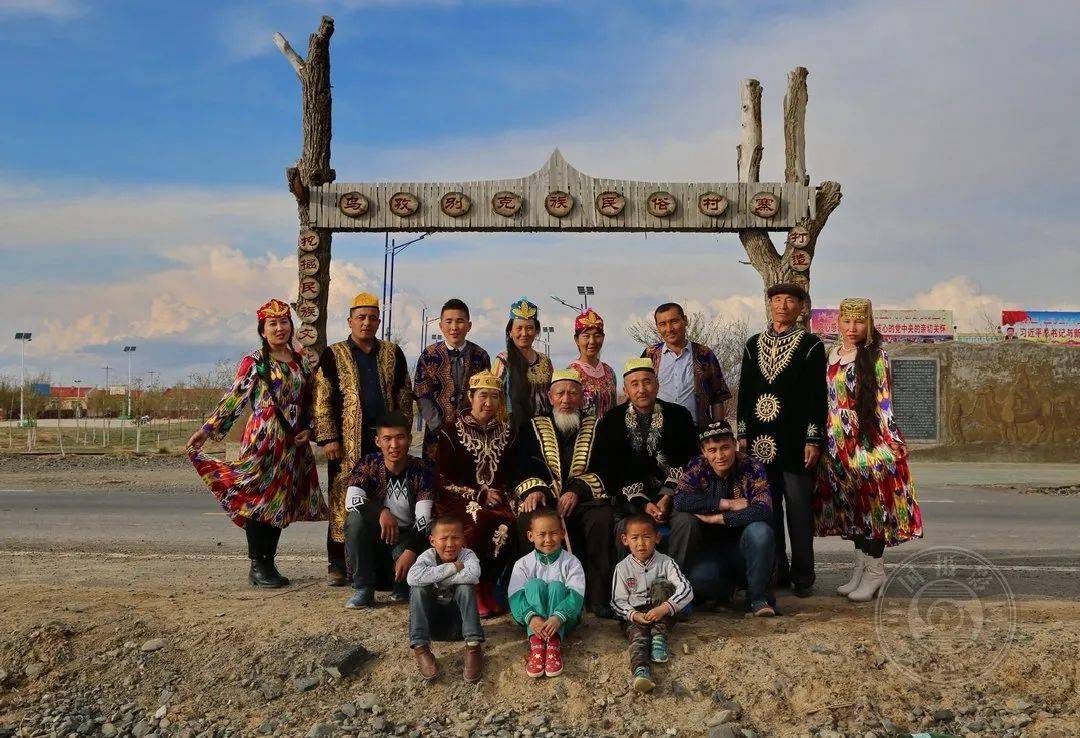 《乌孜别克族》2017年摄于新疆