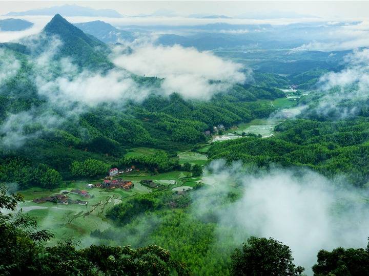 江西抚州:绿水青山可"计价,绿色生活奖"碳币"