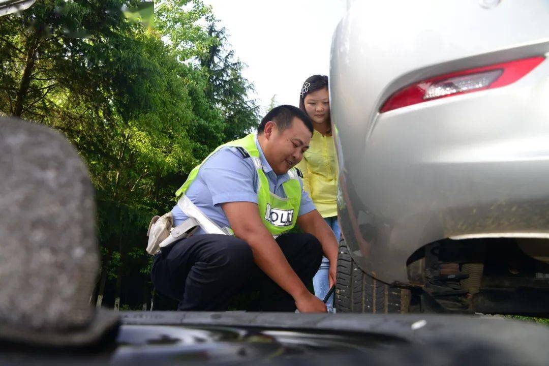 重庆交警罗旦华获评全国优秀共产党员