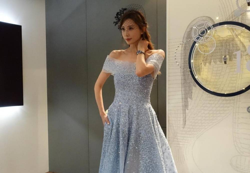 林志玲|林志玲结婚后变化太大，穿的裙子变的很保守，有妻子那感觉了