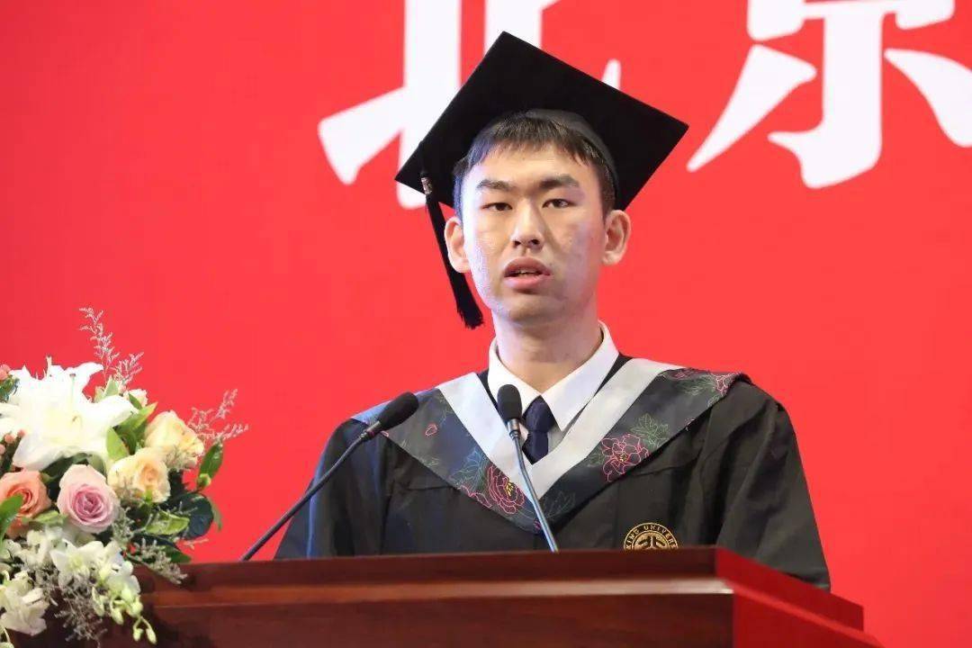 毕业赠言北大数学科学学院本科生任一诺数学将是我心中最深处的秘密