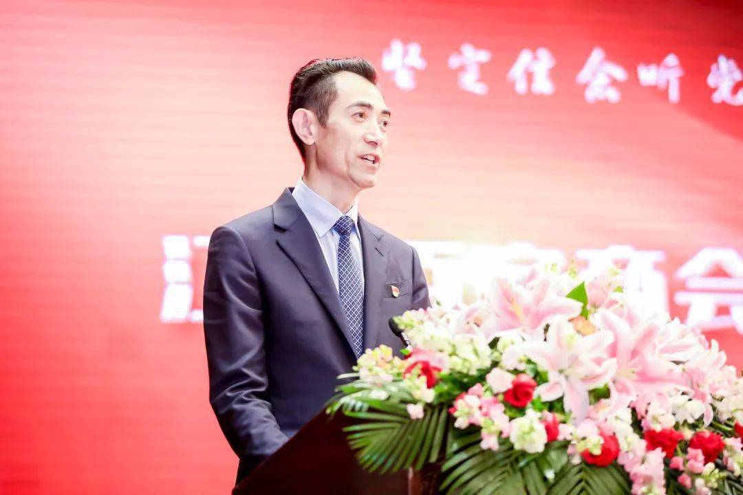周正明一心向党谋发展