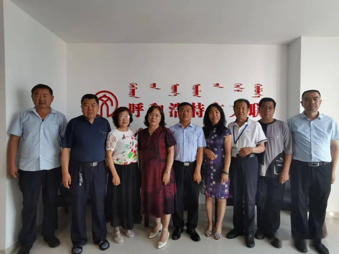 一名警察的人文情怀回望阴山发布会在呼和浩特市文联举行