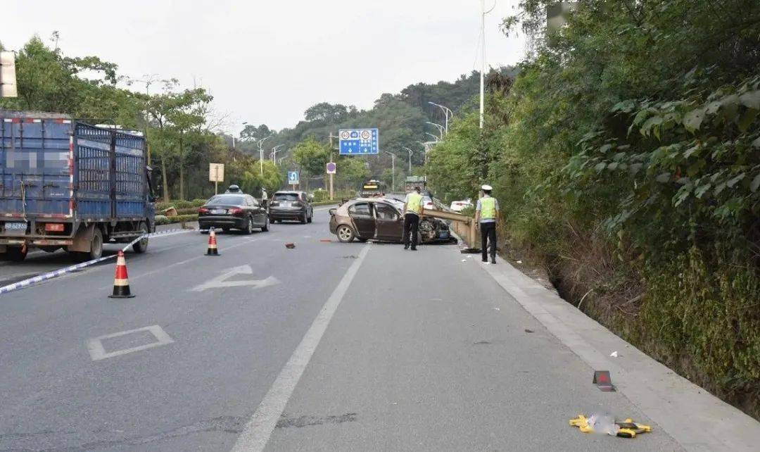 广西发生一起道路交通事故致两人死亡!交警公开征集线索