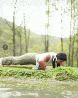 头发一扎就能生拉一条船上岸这样霸气侧漏的女汉子哪个男生看了不叹