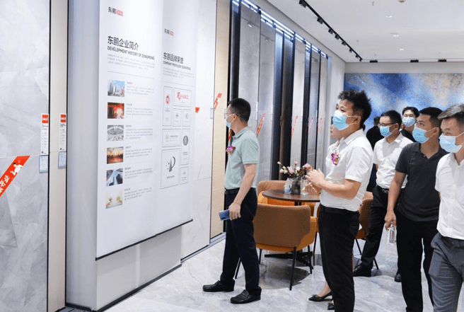 焕新升级|东鹏瓷砖新si精品体验馆亮相北红星