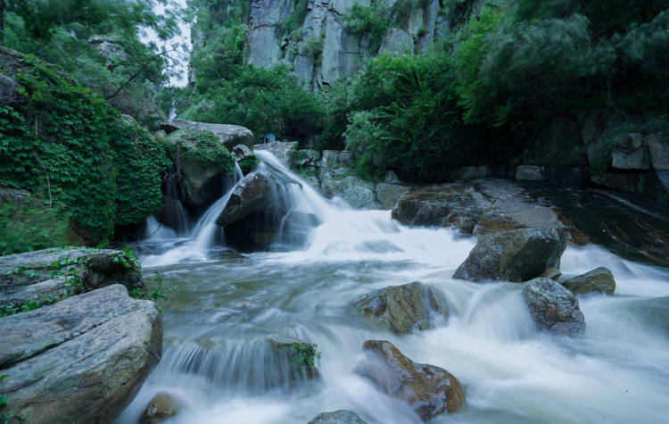 山光明|连云港渔湾景区：山光明媚落飞瀑 水色秀丽映三潭