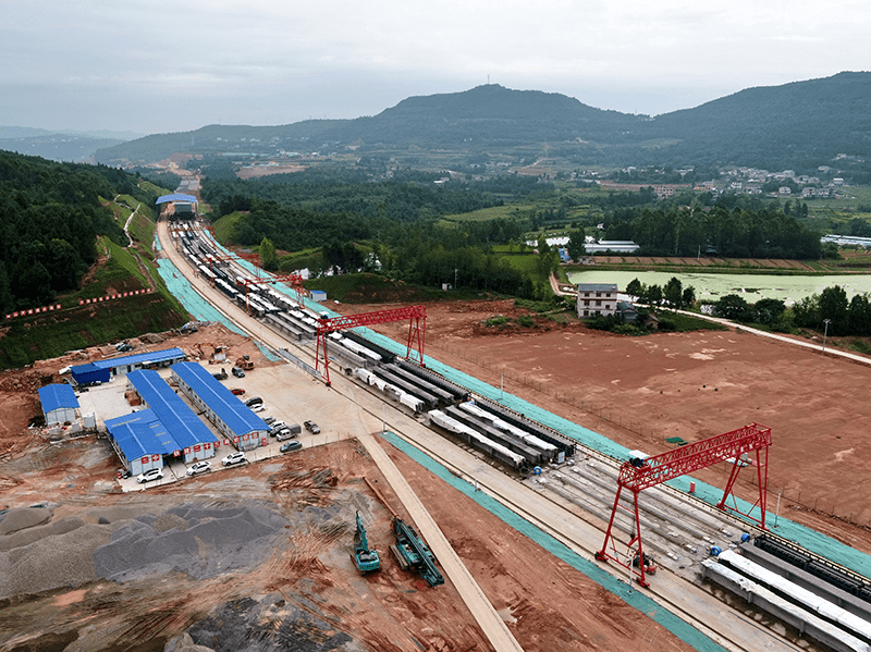 由中国铁建二十三局成绵苍巴高速公路项目经理部十五分部承建