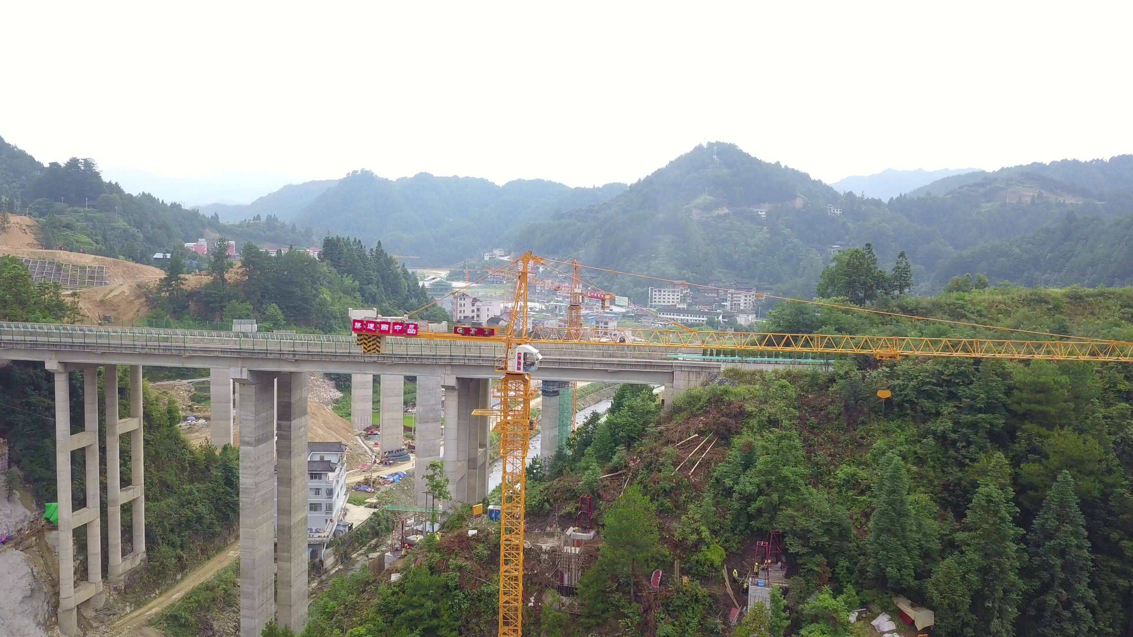 雷榕高速:疫情防控不松劲,项目建设不减速