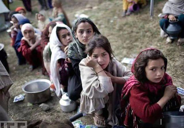 阿富汗儿童难民