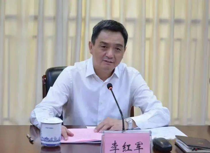 省委常委南昌市委书记李红军一行到省厅走访调研