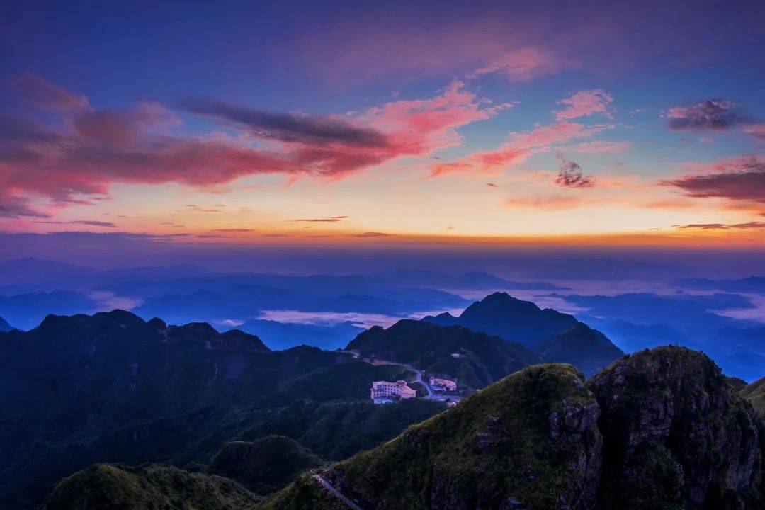 《阴那山风光,获奖者:孙世英