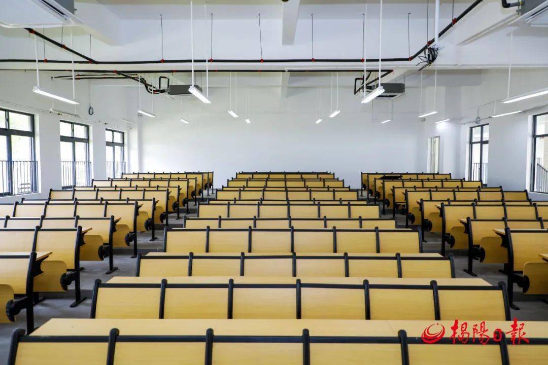 【最新】记者带你探营广东工业大学揭阳校区_惠来