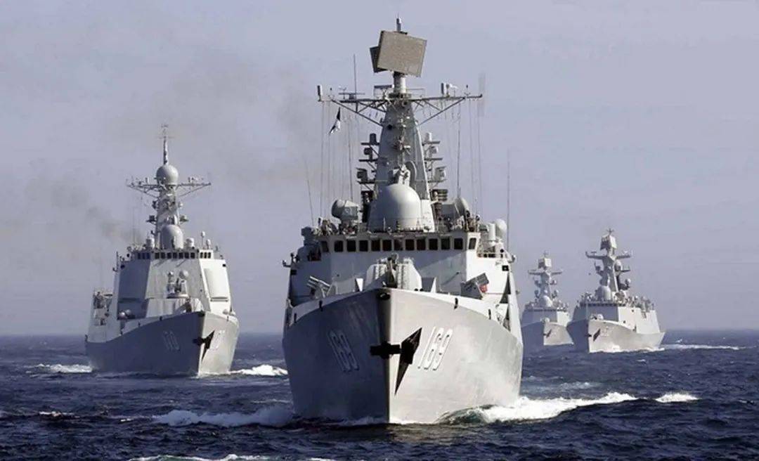 美国海军学会网站揭示了原因:美国军舰和飞机经常在中国南海附近执行"