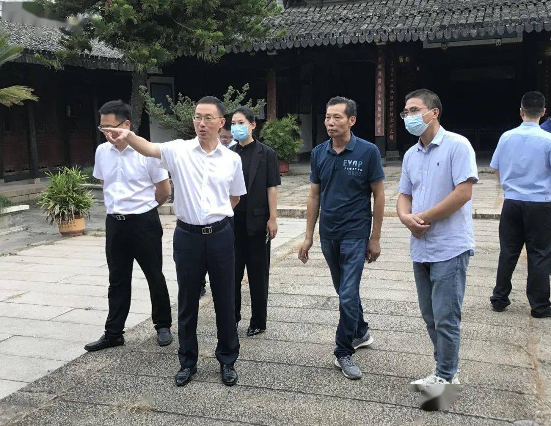 龙湾区委常委宣传部部长王晓春到永中街道开展节前文物安全督查工作