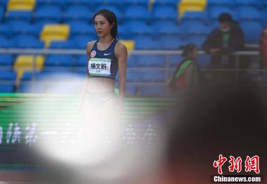 全运会女子跳高上海"00后"小将陆佳雯夺冠