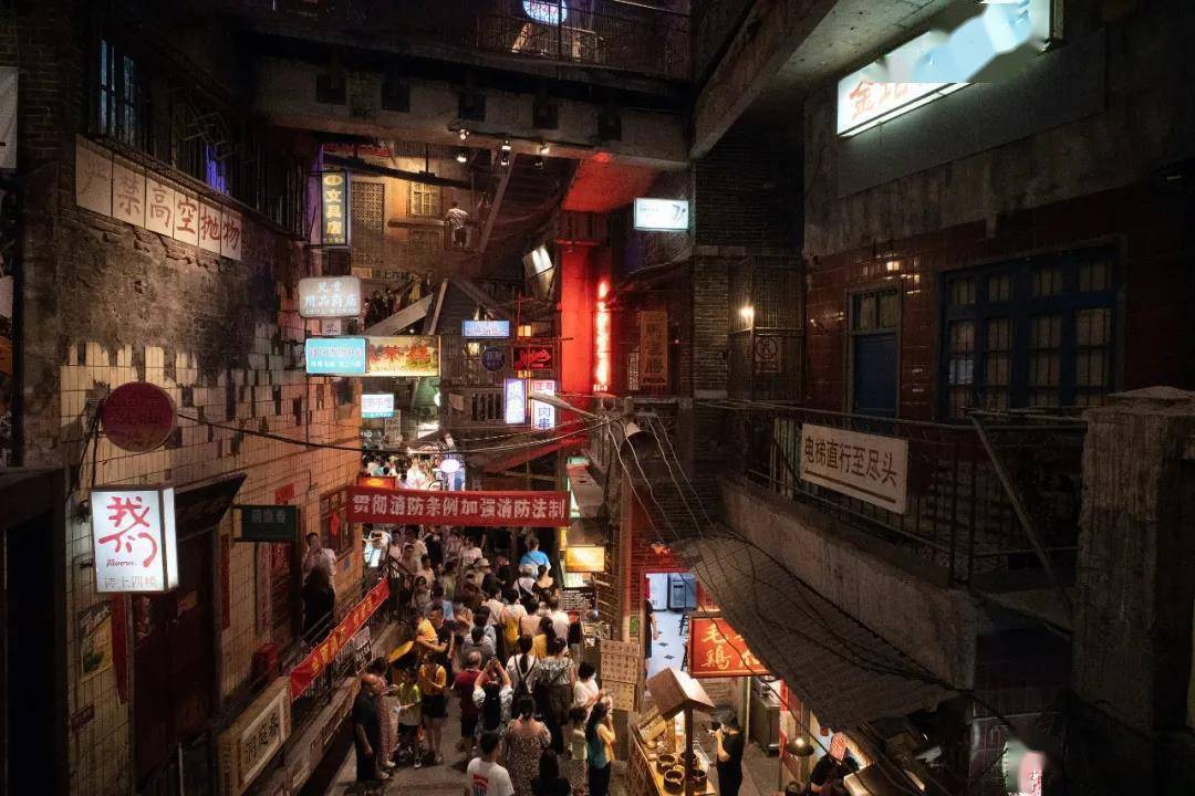 100亿估值的文和友,为何难以「走出」长沙?