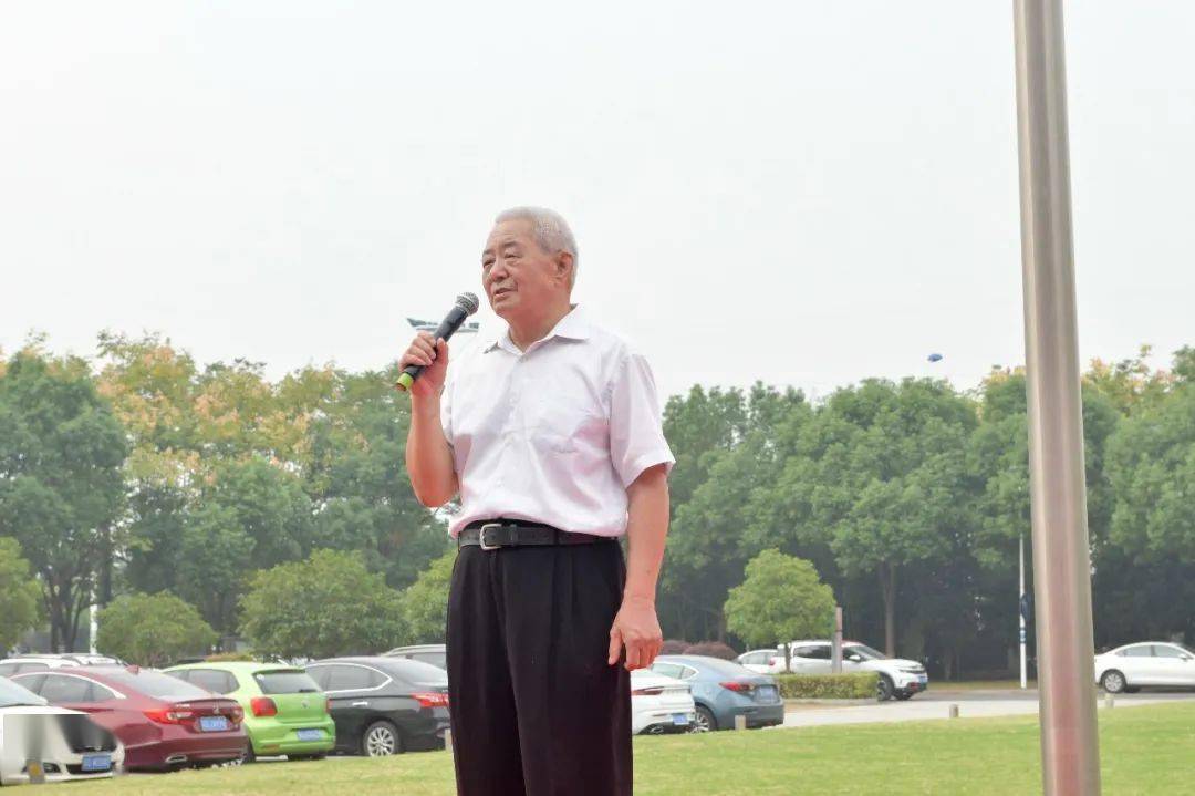 全国爱国主义教育示范基地 详细记录了 中车戚墅堰所第一任所长李泮溪