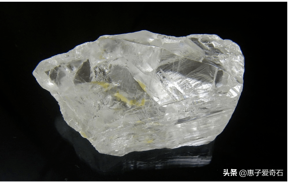 我国的钻石主要产于辽宁瓦房店,山东蒙阴和湖南沅江流域,其中辽宁