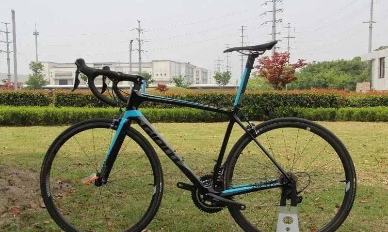 shimano ultegra轮组:slr1 wheelsystem其他:ride sense蓝牙my18 tcr